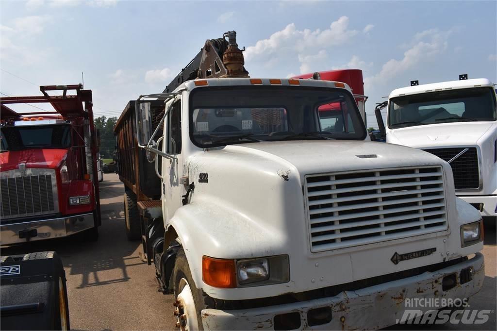 International 4900 Boom / Crane / Bucket Trucks