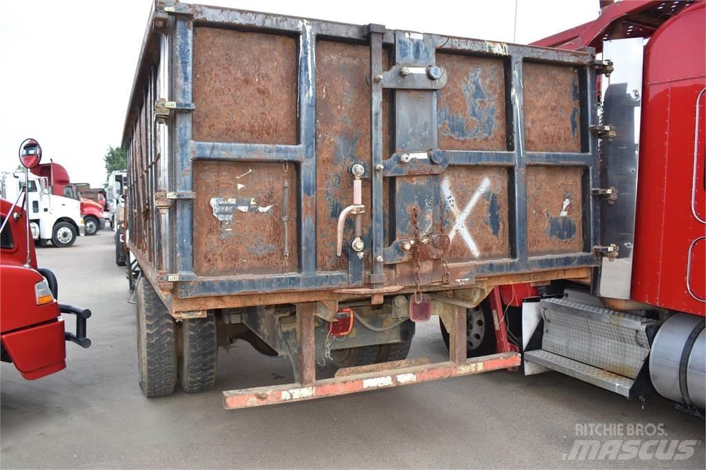 International 4900 Boom / Crane / Bucket Trucks