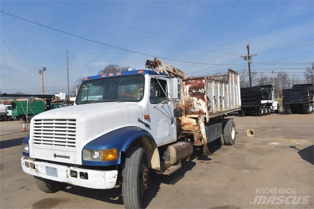 International 4900 Boom / Crane / Bucket Trucks
