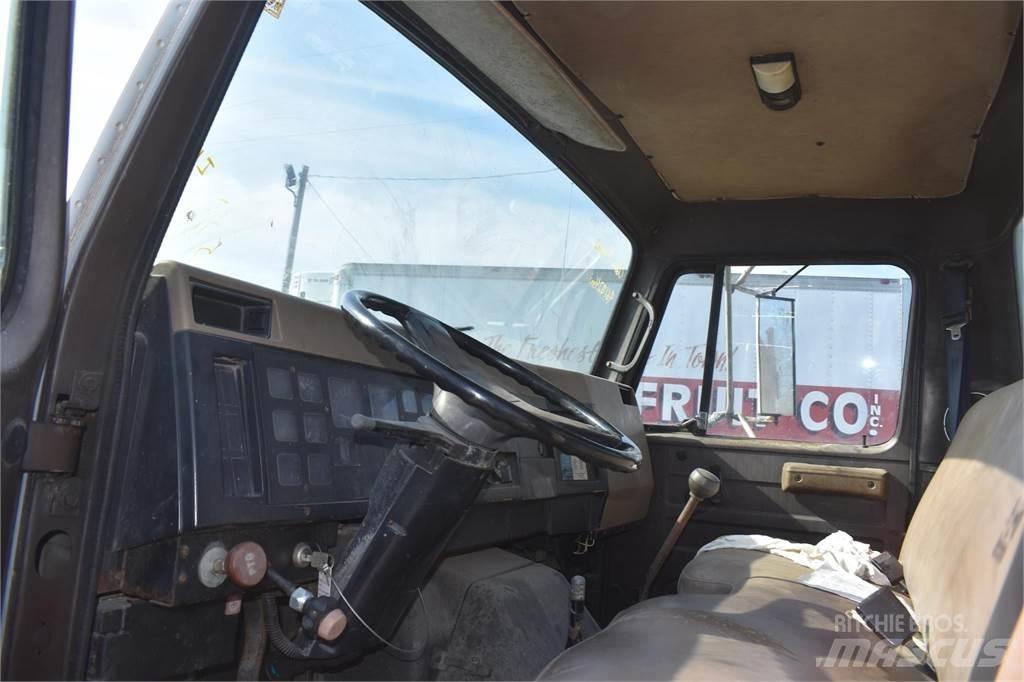 International 4900 Boom / Crane / Bucket Trucks