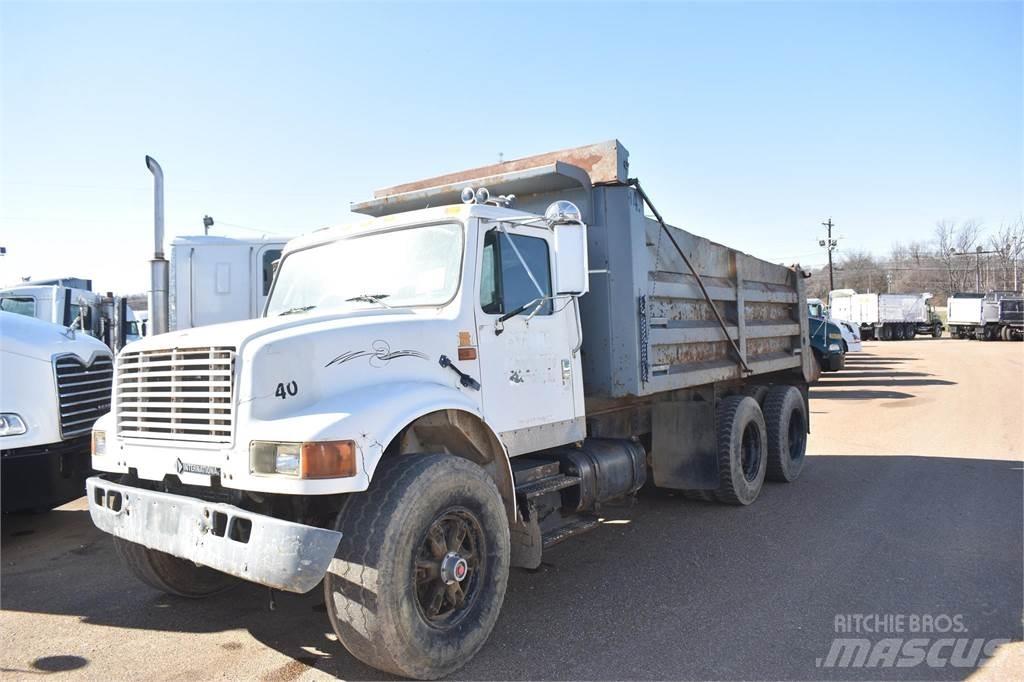 International 4900 Dump Trucks