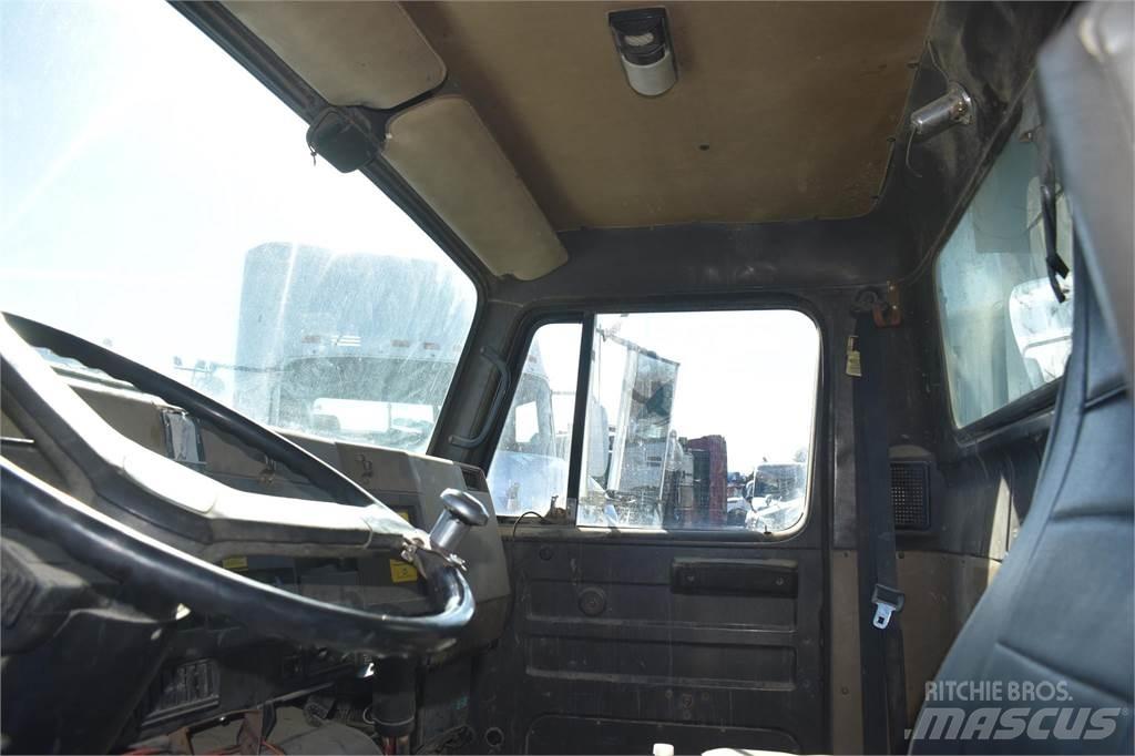 International 4900 Dump Trucks
