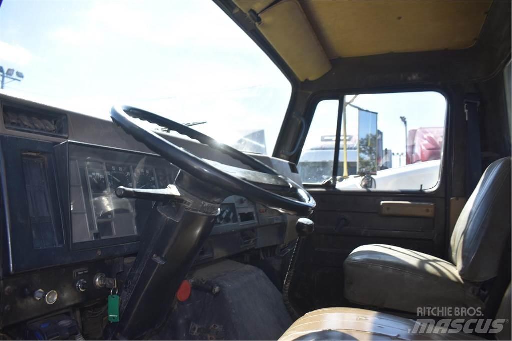 International 4900 Dump Trucks