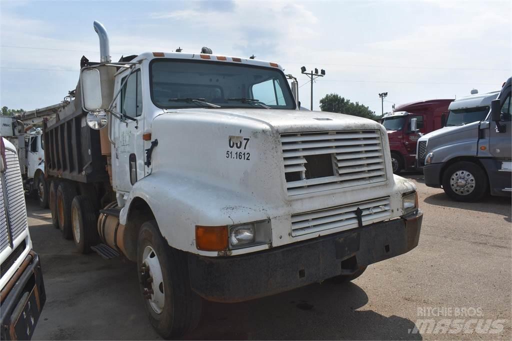 International 8200 Dump Trucks