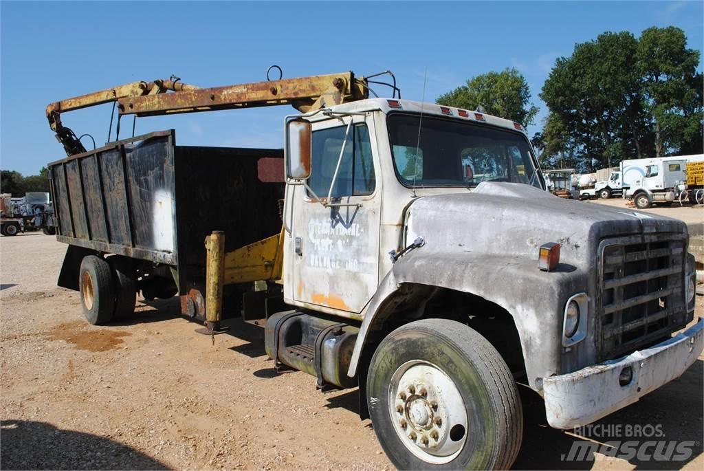International S1900 Boom / Crane / Bucket Trucks
