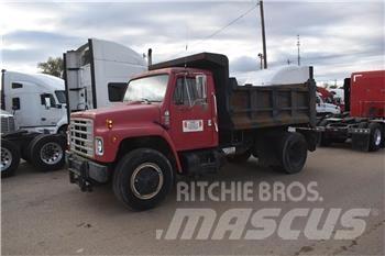 International S1900 Dump Trucks