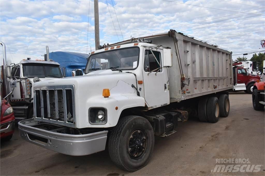 International S2600 Dump Trucks
