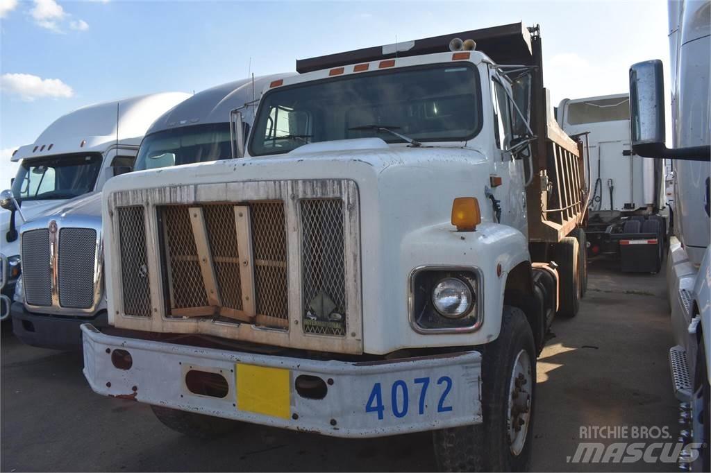 International S2600 Dump Trucks