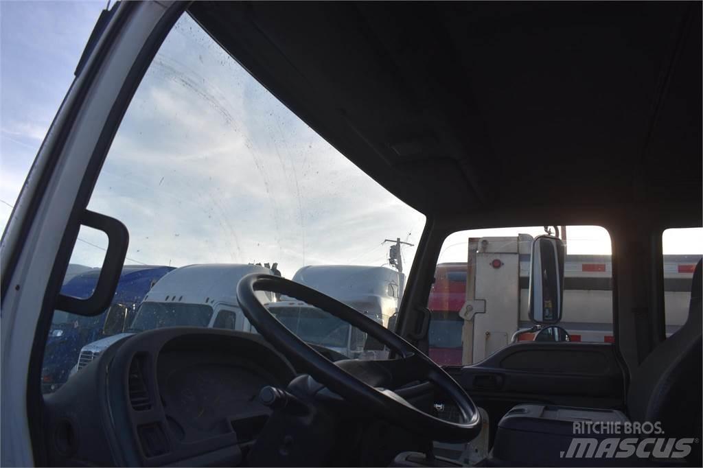 Isuzu FTR Dump Trucks