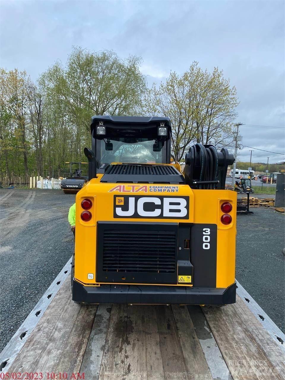 JCB 300 Skid Steer Loaders