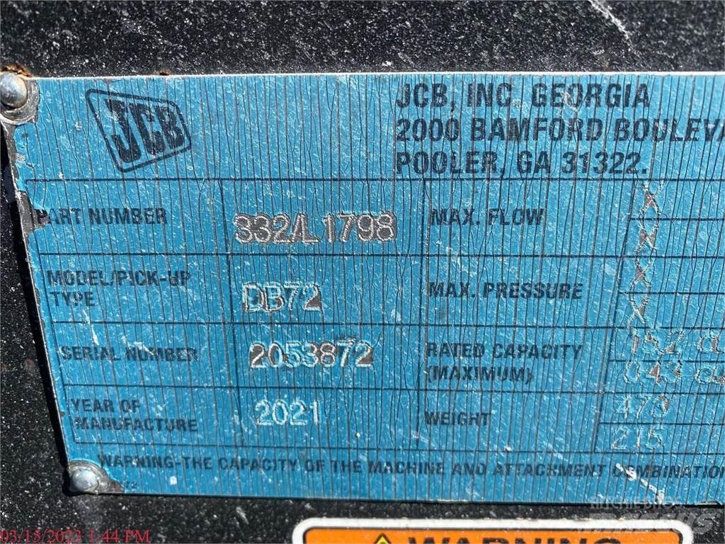 JCB 300 Skid Steer Loaders
