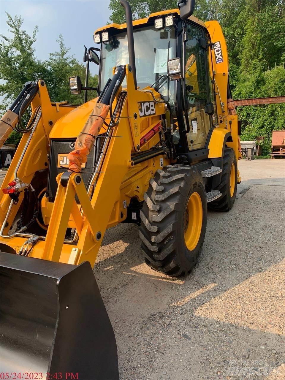 JCB 3CX Backhoe Loaders