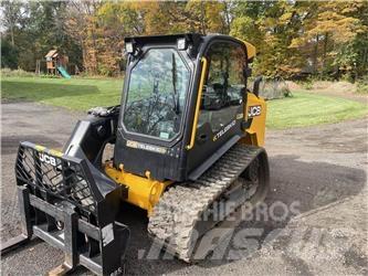 JCB 3TS-8T Skid Steer Loaders