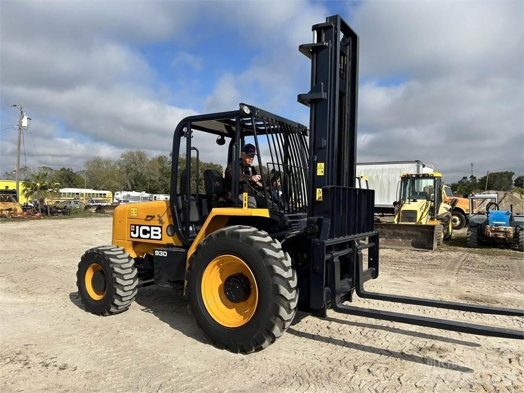 JCB 930 Rough Terrain Trucks