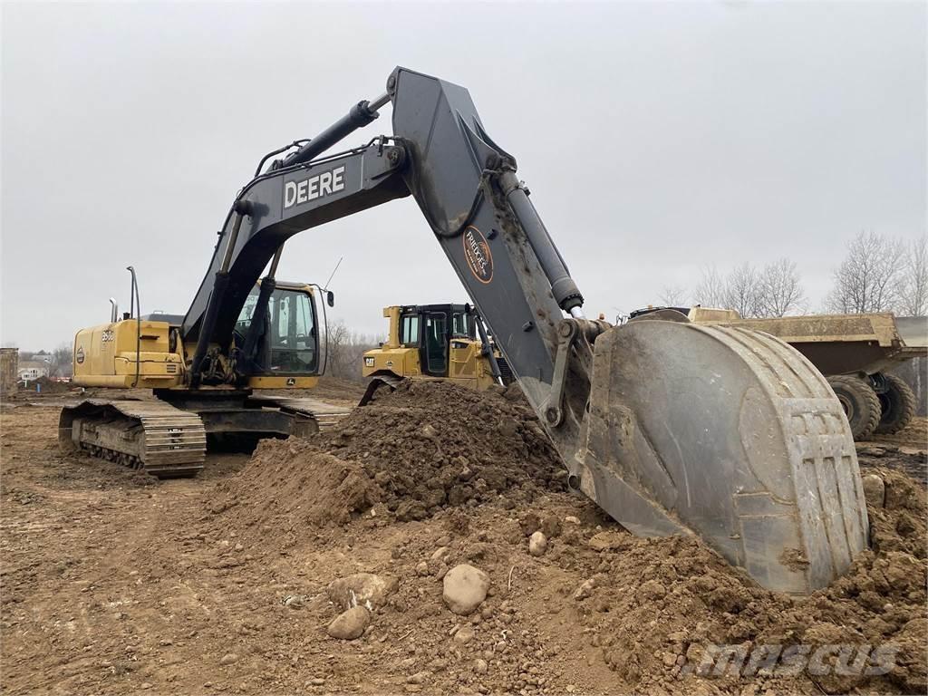 John Deere 350D LC Crawler Excavators