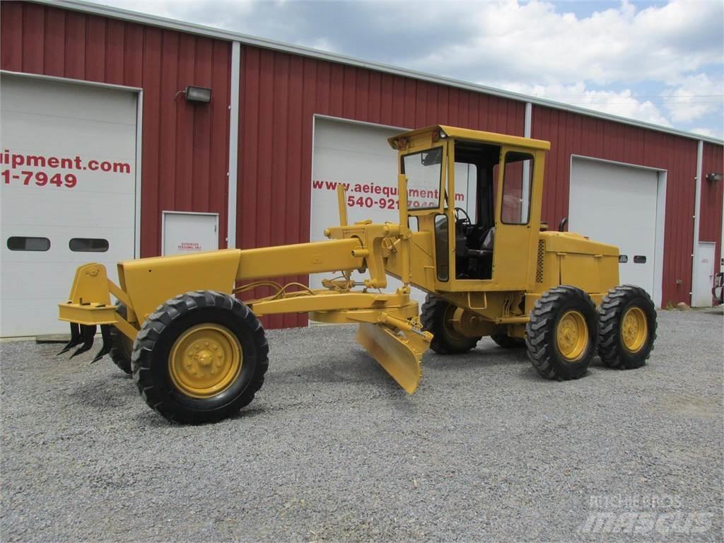 John Deere 570 Motor Graders