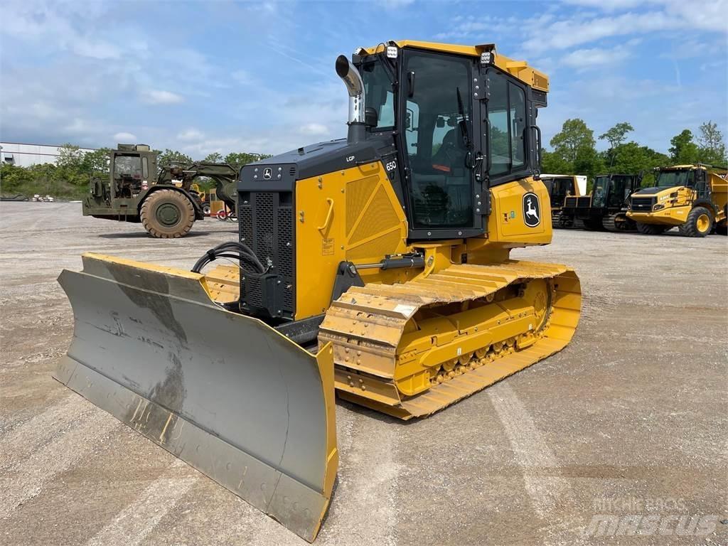 John Deere 650P LGP Crawler dozers