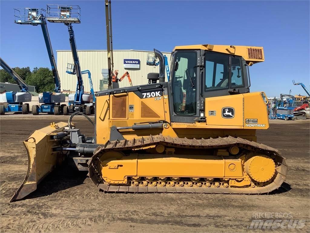 John Deere 750K LGP Crawler dozers