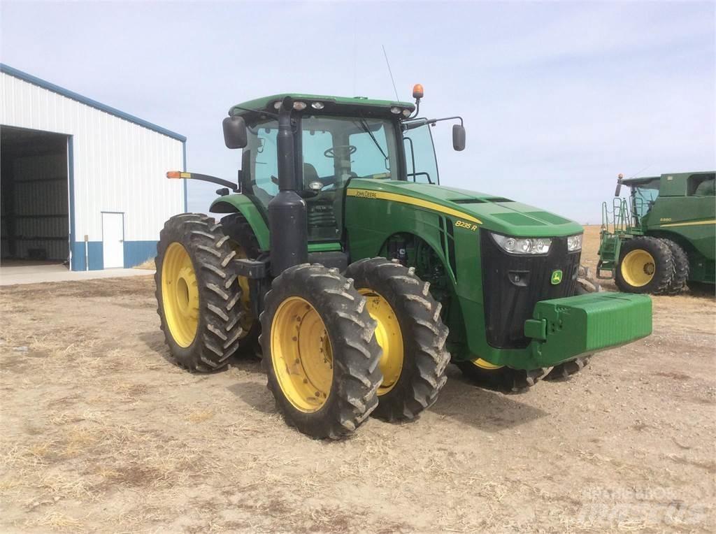 John Deere 8235R Tractors