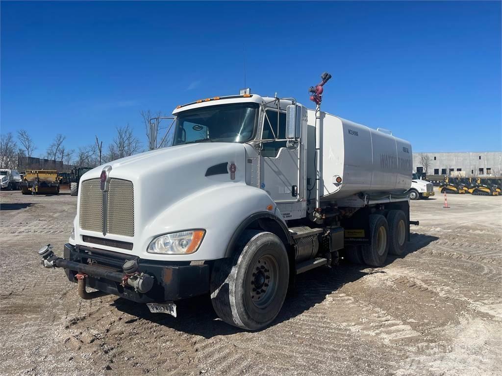 Kenworth T440 Water Tankers