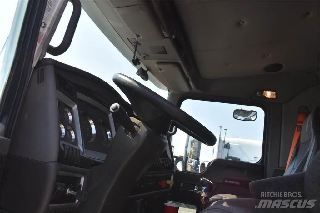 Kenworth T660 Dump Trucks