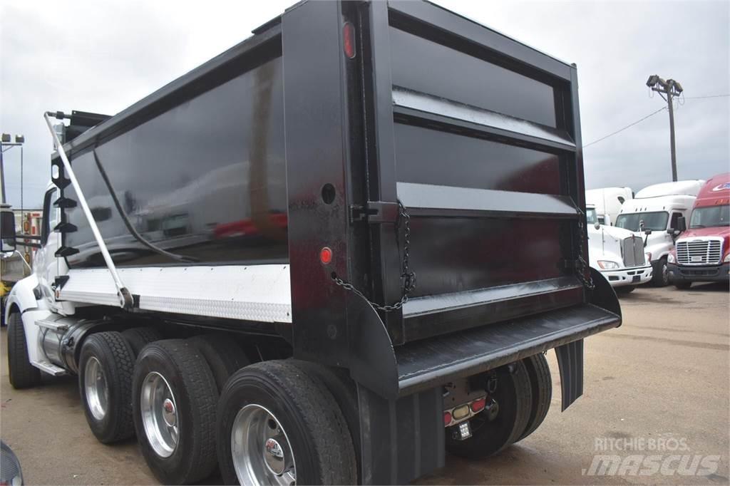 Kenworth T680 Dump Trucks