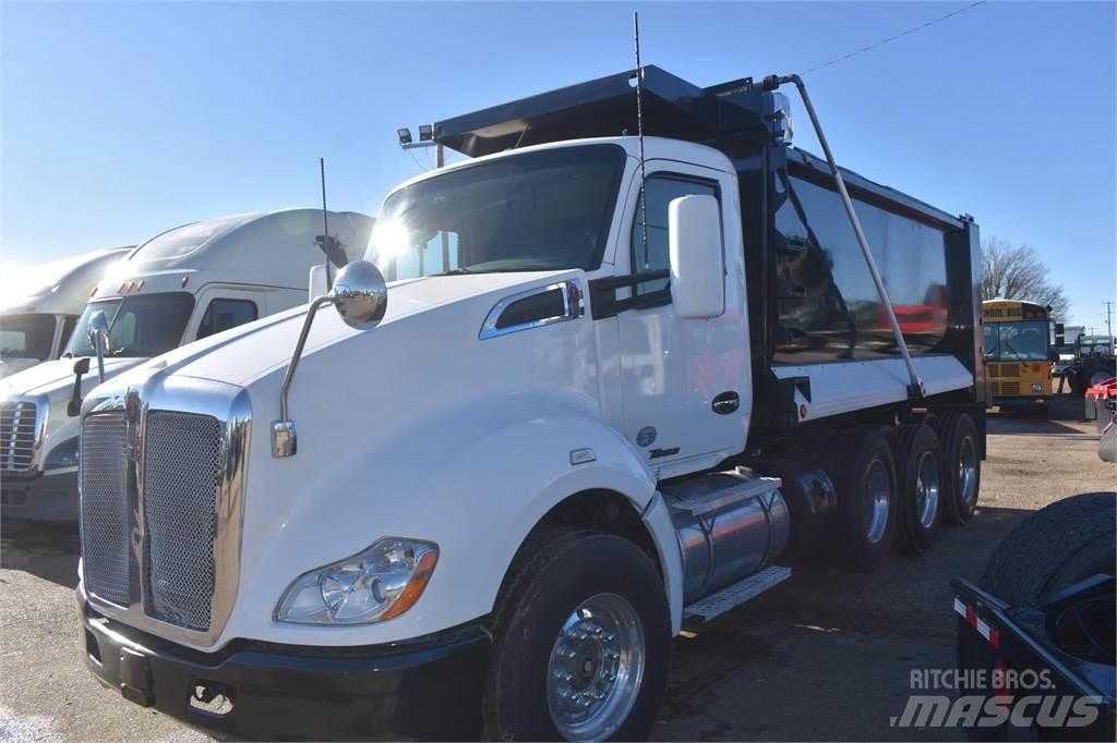 Kenworth T680 Dump Trucks
