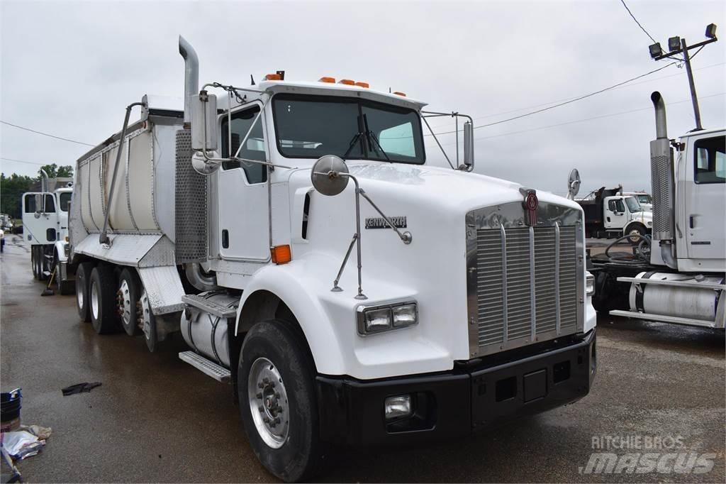 Kenworth T800 Dump Trucks