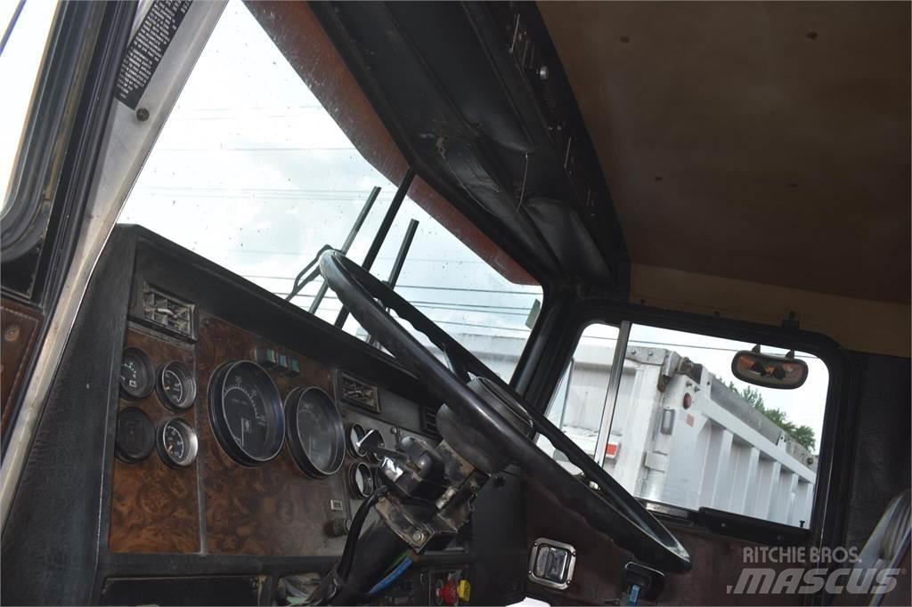 Kenworth T800 Dump Trucks