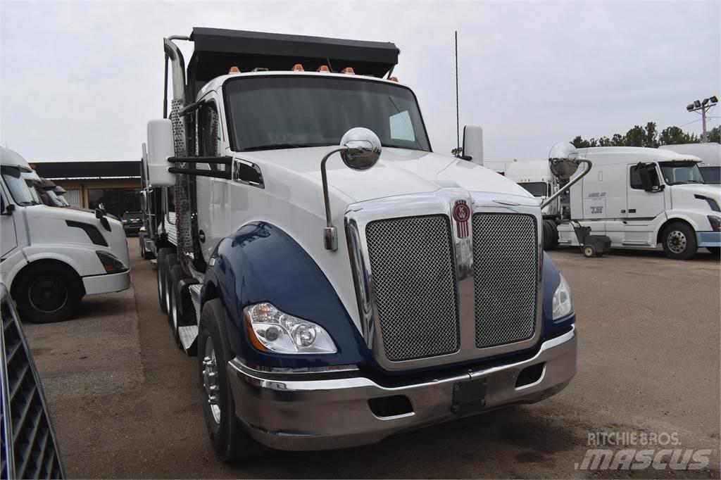 Kenworth T880 Dump Trucks
