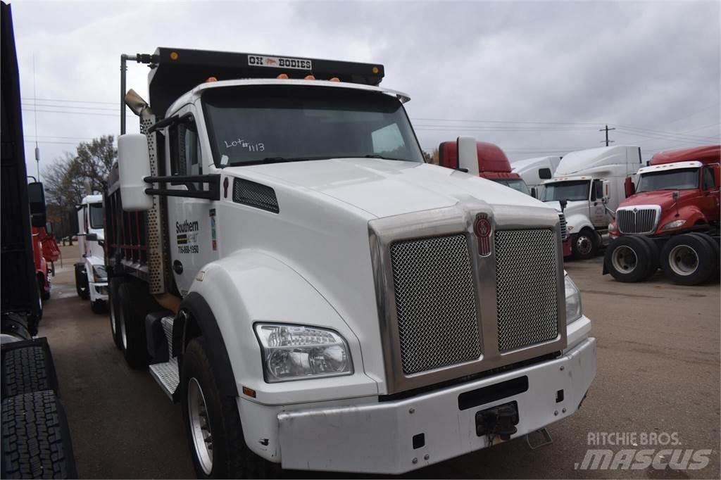 Kenworth T880 Dump Trucks