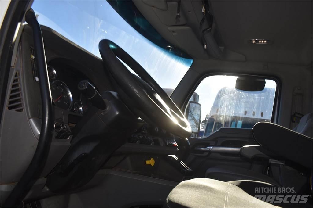 Kenworth T880 Dump Trucks