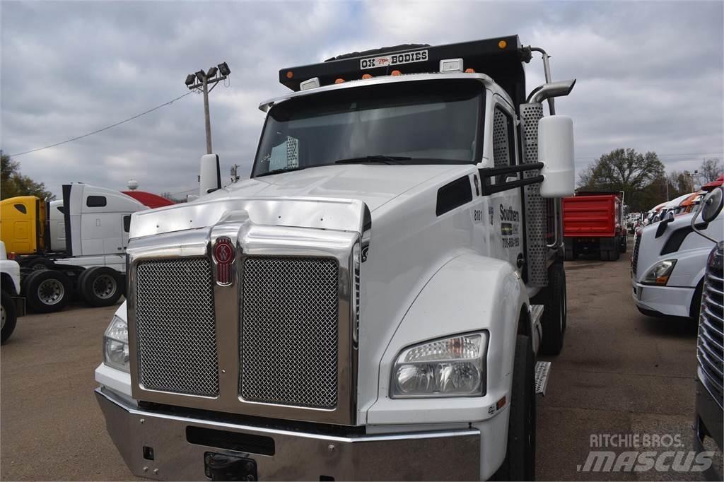 Kenworth T880 Dump Trucks