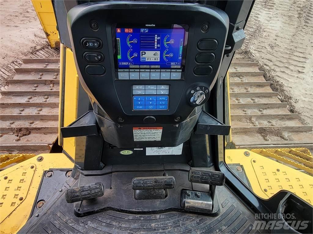 Komatsu D65PX-18 Crawler dozers