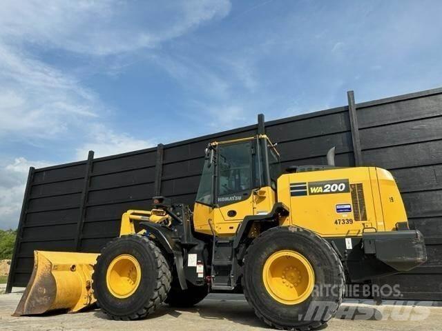 Komatsu WA200-8 Wheel Loaders