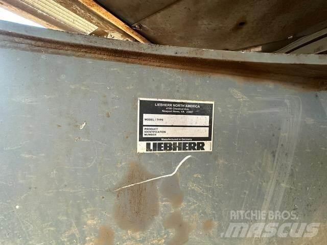 Liebherr LH30C Waste / Industry Handlers