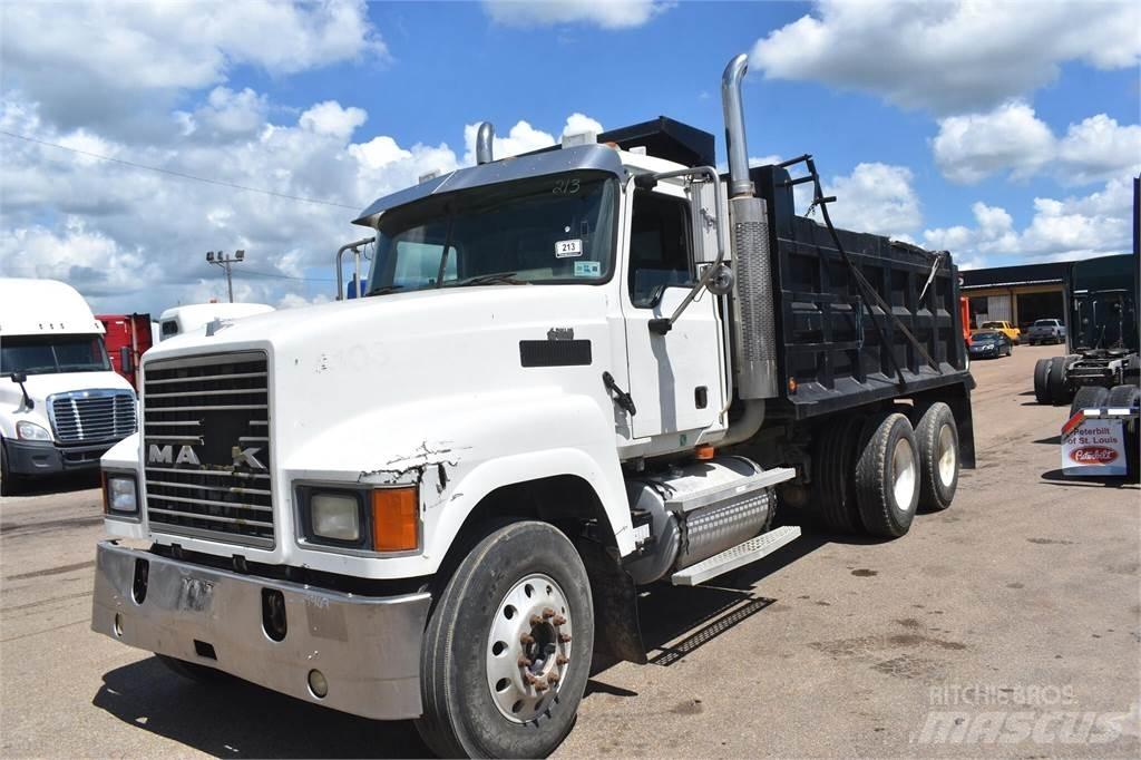 Mack CHN613 Dump Trucks