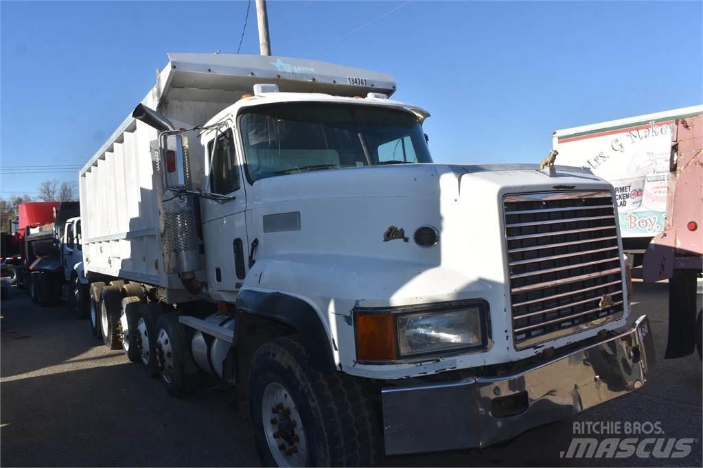 Mack CL713 Dump Trucks