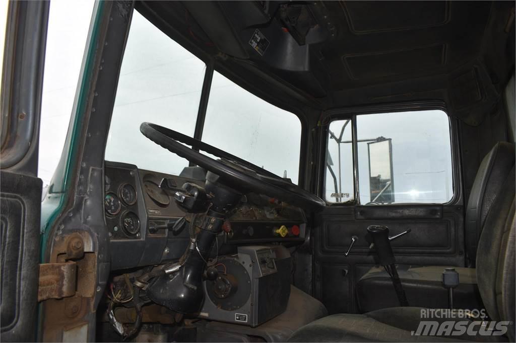 Mack DM688 Dump Trucks