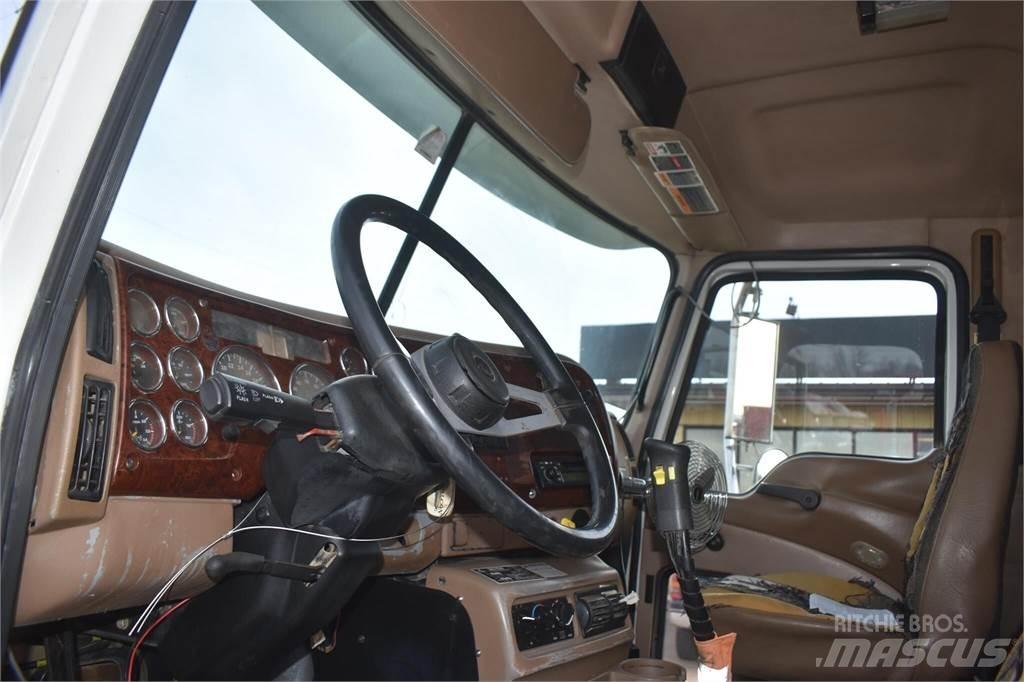 Mack GRANITE CV713 Dump Trucks