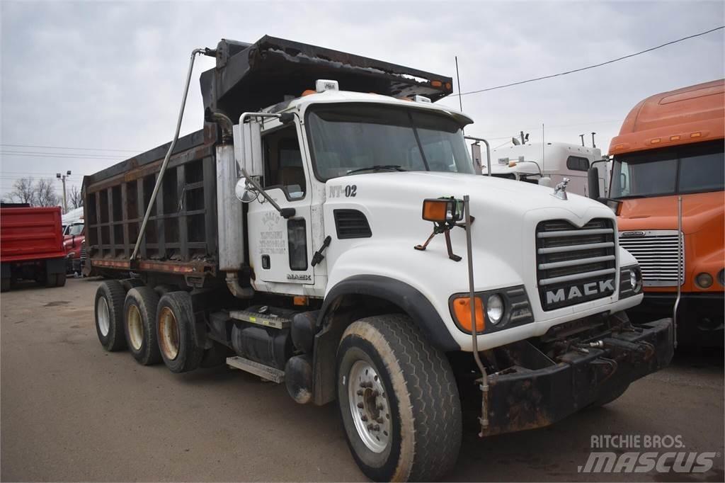 Mack GRANITE CV713 Dump Trucks