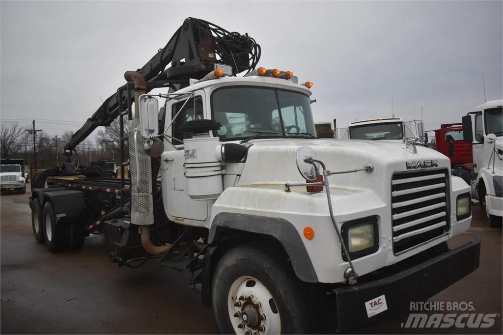 Mack RD688S Boom / Crane / Bucket Trucks