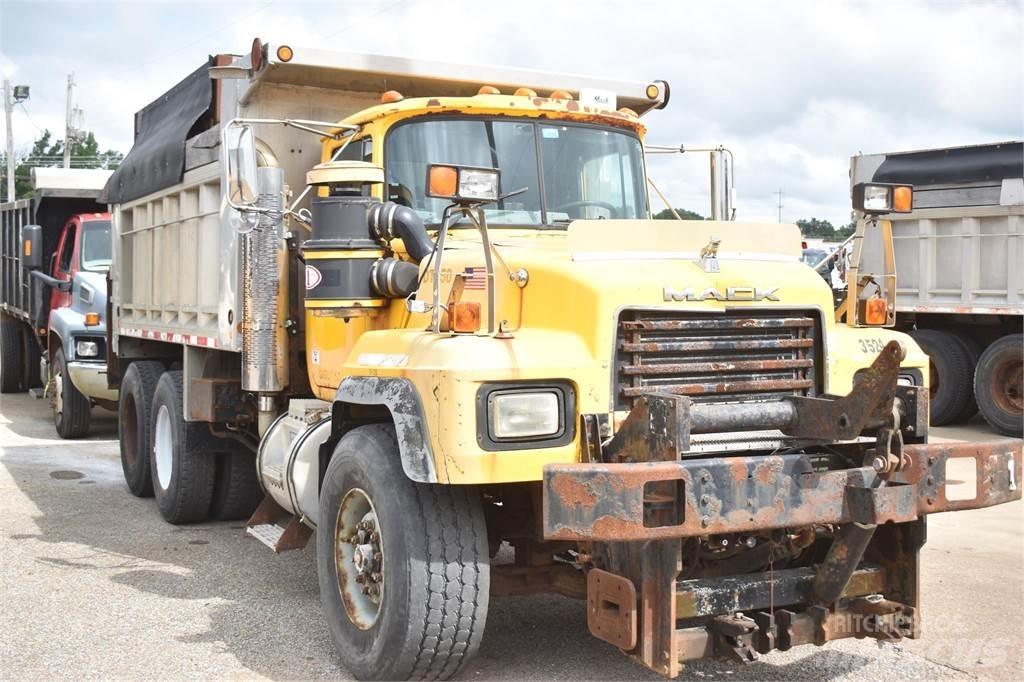 Mack RD688S Dump Trucks