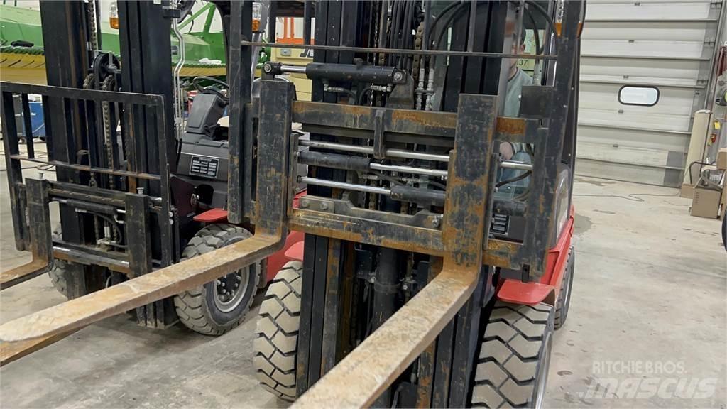 Manitou MI30G Misc Forklifts