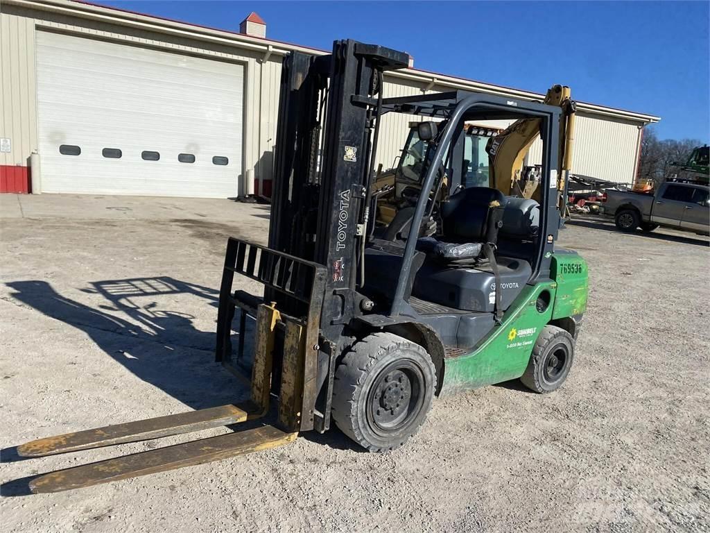 Mitsubishi FG30N Misc Forklifts