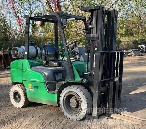 Mitsubishi FG30N Misc Forklifts
