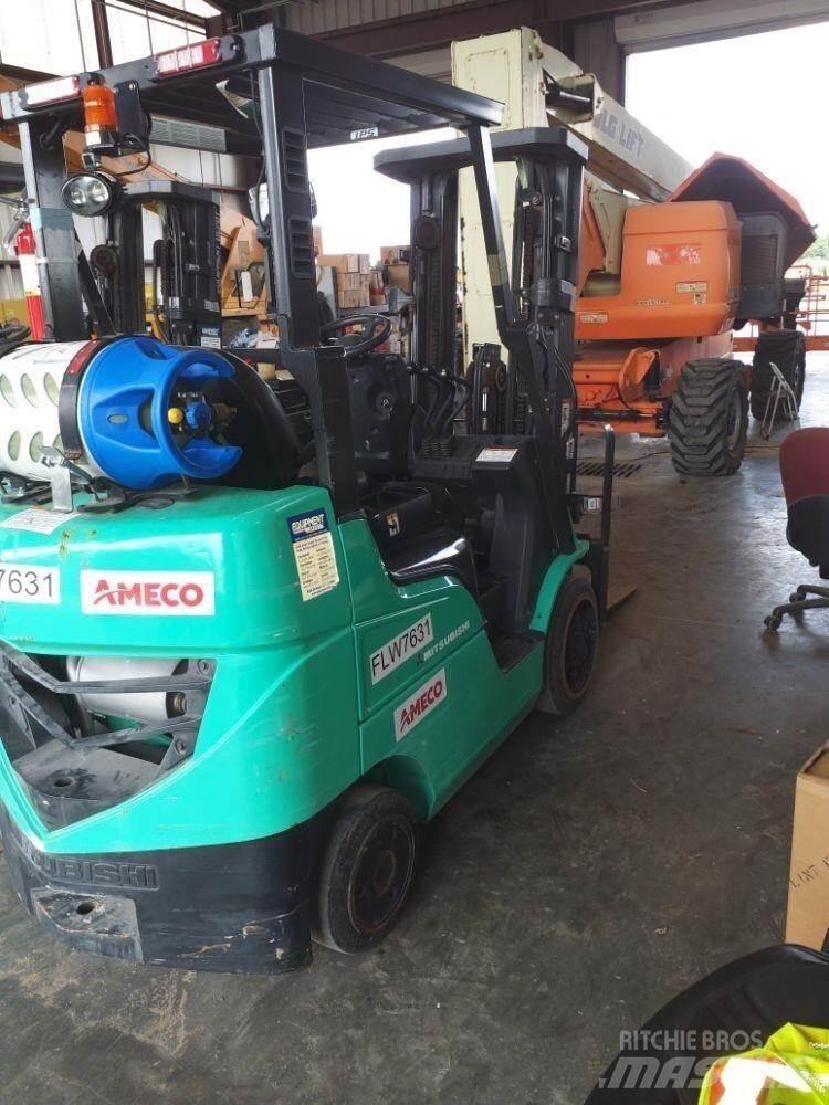 Mitsubishi FGC25 Misc Forklifts