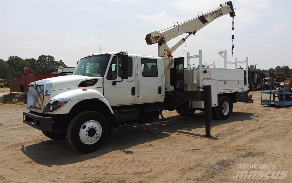 National 300C Boom / Crane / Bucket Trucks
