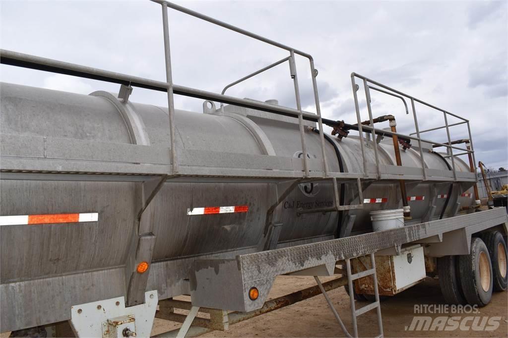  OVERLAND Tank Trailers