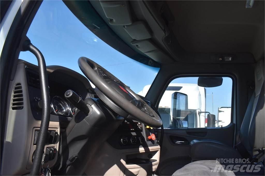 Peterbilt 567 Dump Trucks